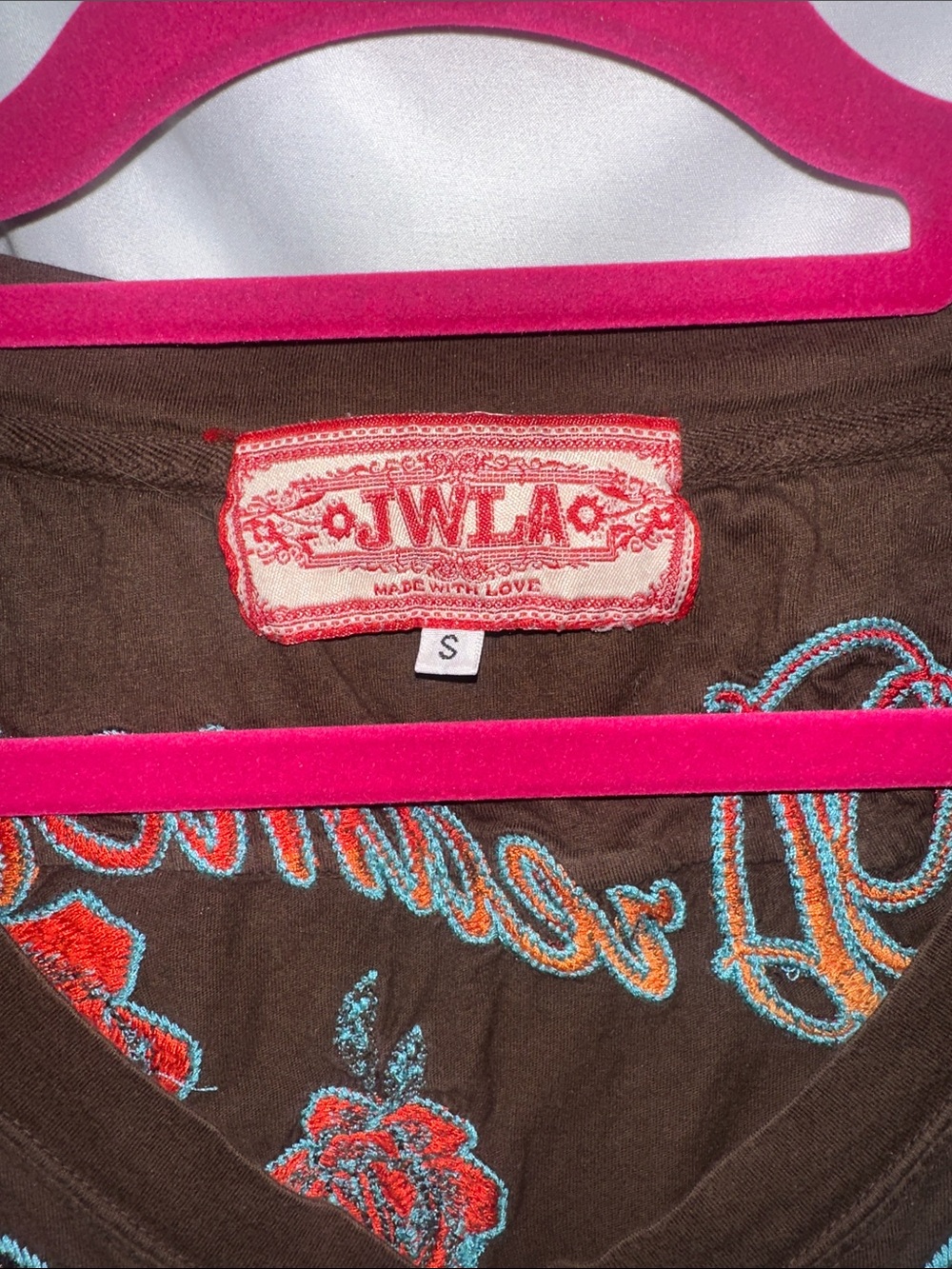 JWLA Brown Long-Sleeve V-Neck Tee with Embroidered Butterfly & Roses - Picture 2 of 8